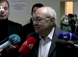 Не думаю, что Пашинян подпишет какой-либо документ: Вазген Манукян