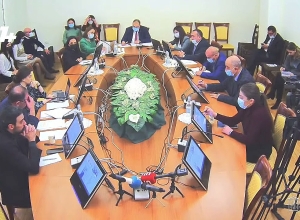 Закон, автором которого является Ален Симонян, преследует цель арестовывать людей, которые будут оскорблять конкретного одного человека