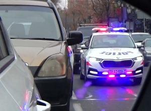 Патрули задержали мужчину по подозрению в даче взятки