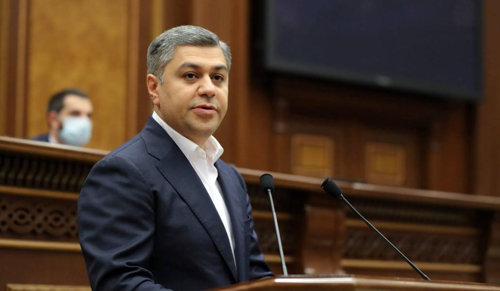 Վանեցյան ԱԺ ամբիոն