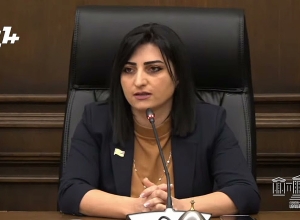 Я опровергаю эту информацию о подписании: Тагуи Товмасян