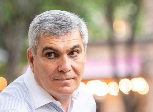 Չեմ զարմանա, որ ինքը խանդի նաև իր որդուն.Արամ Սարգսյան