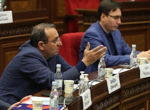 Внеочередное заседание НС 4 часа спустя вновь не состоялось из-за отсутствия кворума