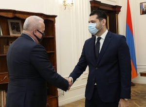 Вице-премьер Амбарцум Матевосян принял посла РФ Сергея Копыркина
