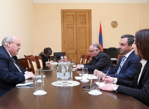 Իշխան Սաղաթելյանը հանդիպել է ՀՀ-ում Լեհաստանի դեսպանի հետ
