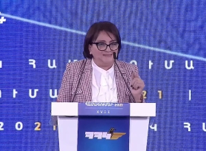 Չի կարելի կանգնել ու նայել, թե մեր զավակին՝ հայրենիքը, ինչպես են տալիս թուրքին. Մարգարիտ Եսայան