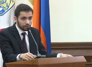 Что имеет в виду ГД, говоря, что Марутян отклонился от политических взглядов? Вопрос к Галджяну