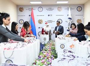 Дед Мороз привёз в наш офис подарки из Лапландии: Татоян