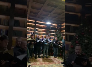 Տէր ողորմեա.Սրետենսկի վանքի աշխարհահռչակ երգչախումբը Զինվորի տանն է