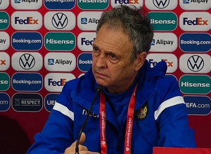 Хоакин Капаррос - лучший тренер Армении 2021 года