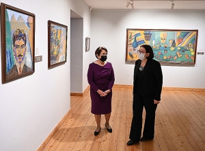 Нуне Саркисян посетила Дом-музей Мартироса Сарьяна