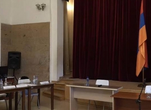 Совет старейшин Паракара избирает мэра: ПРЯМОЙ ЭФИР