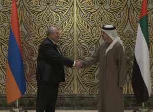 Արմեն Սարգսյանը հանդիպել է  շեյխ Աբդալլահ բին Զայեդ Ալ Նահյանի հետ