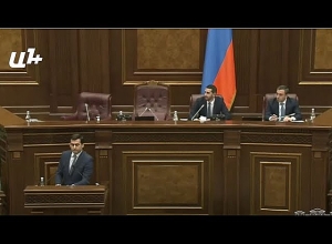 Ես էկոնոմ դասով եմ Հայաստան եկել ու ձեր ոճը, մեղմ ասած, լավը չէ․ Ռուբինյանը՝ Մանուկյանին
