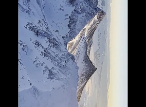 Оդապարիկի թռիչքը Արագածի գագաթներից վեր