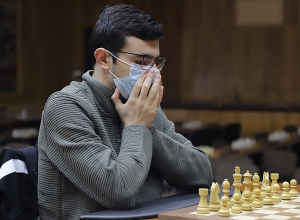 Շախմատի ՀՀ տղամարդկանց առաջնության առաջատարը հաղթեց, կանանցը` ոչ