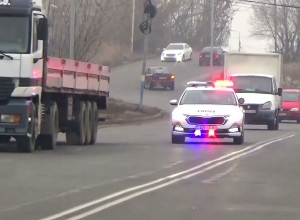 Մեքենայից գողություն անելու պահին պարեկները բռնել ու բերման են ենթարկել