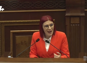 Обещаю подарить вам книгу, подписанную Кочаряном: Хамоян -Давоян