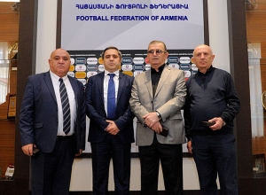 ՀՖՖ նախագահը պարգևատրել է ՀՖՖ հիմնադիր անդամներին