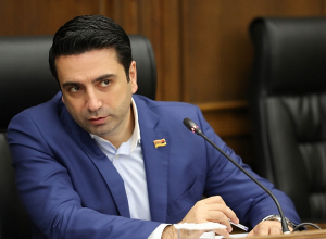 Չեմ կարծում, որ Արցախ բառը կարող է լինել ՀՀ-ի և Ադրբեջանի միջև կնքվելիք պայմանագրի մեջ․ Ալեն Սիմոնյան