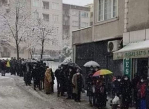 Թուրքիայում էժան հացի համար երկար հերթեր են