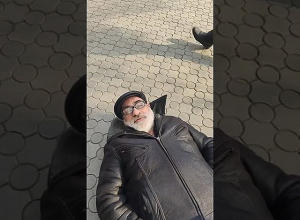 Гаспари вновь лёг на асфальт: зафиксировал Стёпа Сафарян