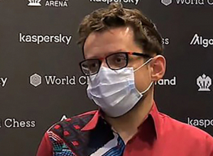 Լևոն Արոնյանը պահպանում է առավելությունը