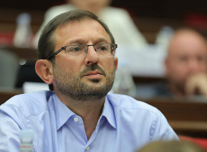 Гегама Манукяна лишили права выступать в день его рождения