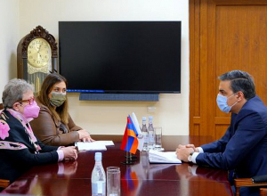 Անդրեա Վիկտորինը հանդիպել է Արման Թաթոյանի հետ