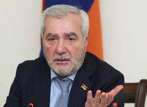 Роберт Кочарян – не премьер-министр, но он разрушает судебный процесс: Андраник Кочарян