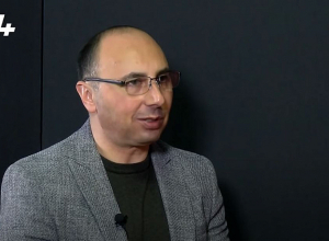 Мы идём в эмоциональное поле, пытаясь задобрить родственников погибших: Карен Ованнисян