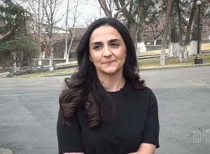 Պատգամավորները Թումանյան են կարդում