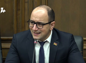 Когда будет отозван и заменён посол Армении в России? В нормальной стране сделали бы так