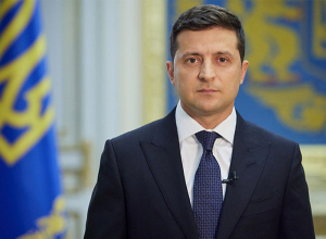 Украина разорвала дипломатические отношения с Россией