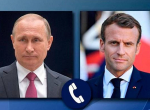Макрон и Путин провели телефонный разговор