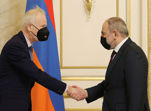 Премьер-министр принял специального представителя Канады в Европейском союзе и Европе