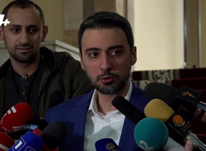 Брифинг Арама Вардеваняна: ПРЯМОЙ ЭФИР