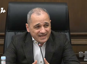 «Պարոն Հակոբյան, ձեր ընտանիքը բաժին ունի, Դուք պետք է տեղյակ լինեք»