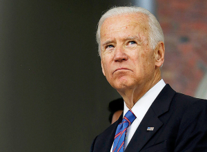 США запретят импорт алкоголя, непродовольственных алмазов и морепродуктов из РФ