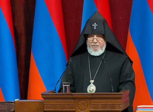 Մտահոգ ենք․Ամենայն Հայոց Կաթողիկոսը մասնակցեց ՀՀ նախագահի երդմնակալության արարողությանը