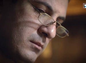 Այդ վզնոցի տերը մի օր գալու է․․․