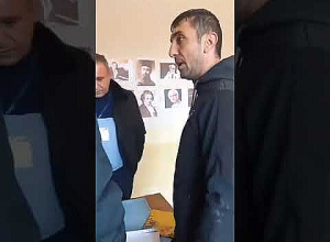 «Ականատես»-ը 13/02 ընտրատեղամասում արձանագրել է քվեաթերթիկները լուսանկարելու երեք դեպք