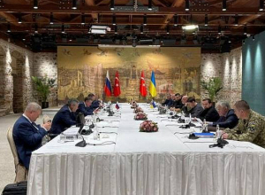 «Огромные шаги» России и «революционные» предложения Украины: итоги стамбульской встречи