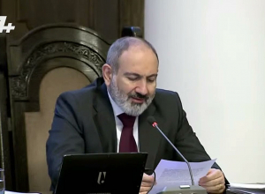 Мы видим риск, когда Армения построит «дорогу» и железную дорогу, а Азербайджан откажется открывать границу: Пашинян