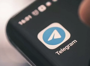 Գյումրիում շենքերի վրա թմրանյութերի վաճառքով զբաղվող տելեգրամյան ալիքների հասցեների գրություններ են հայտնվել