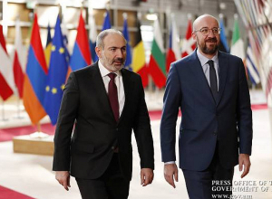 Никол Пашинян провёл телефонный разговор с председателем СЕ Шарлем Мишелем