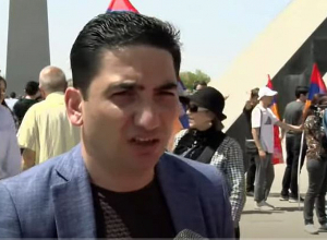 Բերձորի ու Աղավնոյի բնակիչներին ՀՀ կառավարությունը գումար է առաջարկում, որ լքեն տեղանքը․ Հոխիկյան