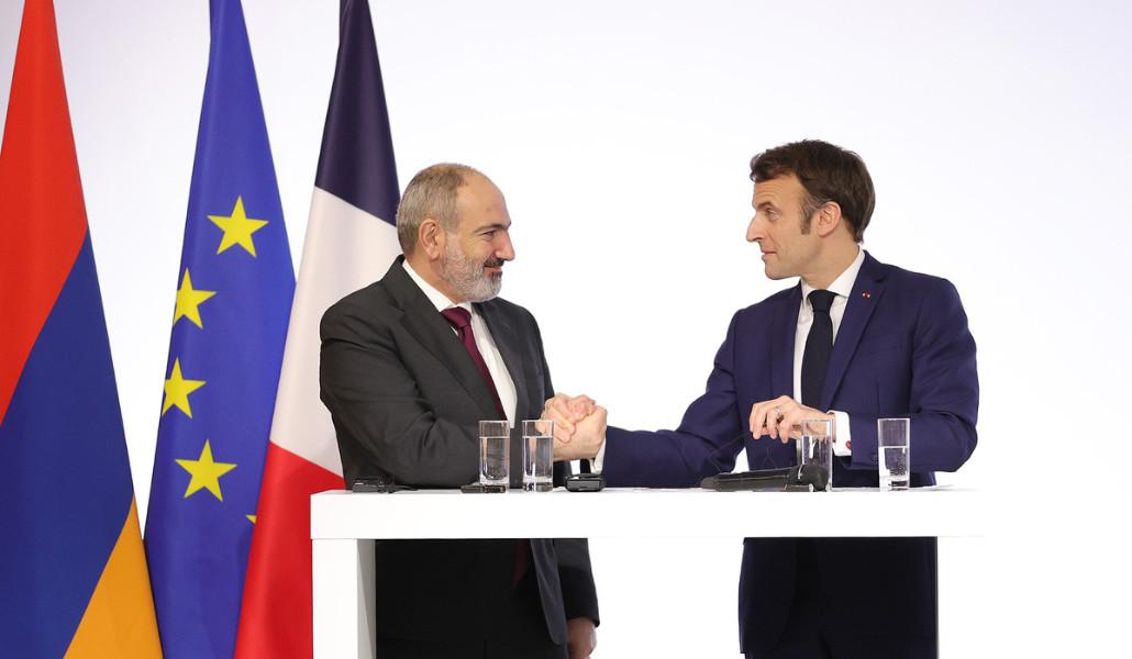 Մակրոն Փաշինյան