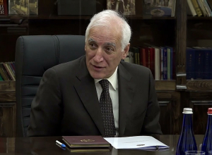 Վահագն Խաչատուրյանը քննարկում է ունեցել Շիրակի մարզային իշխանության ներկայացուցիչների հետ