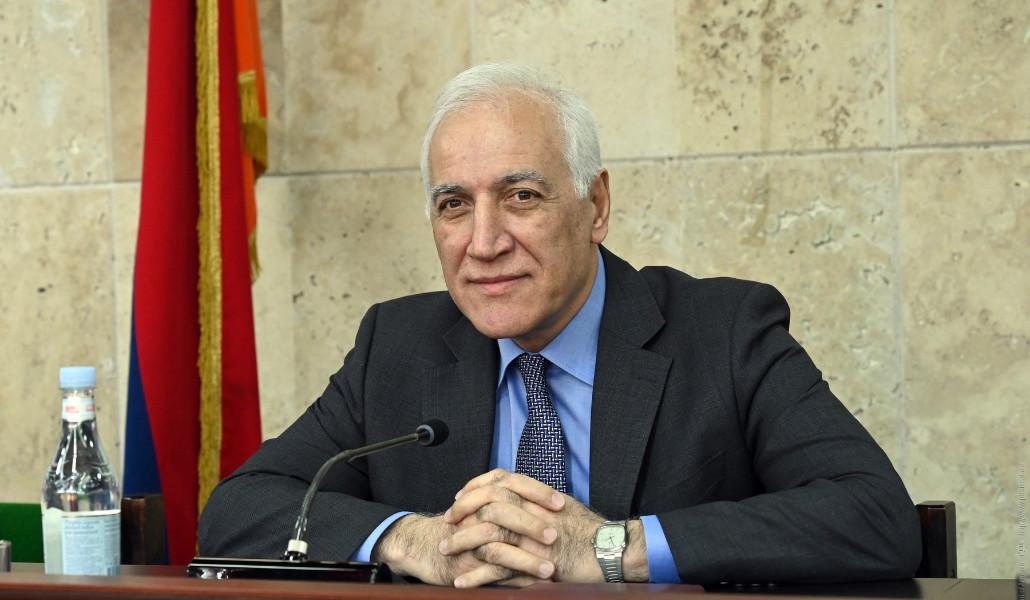 Վահագն Խաչատուրյան